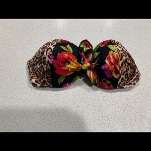 Victoria’s Secret Bikini Top